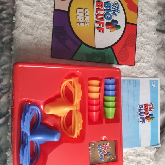 The Big Bluff Game - Picture 2 of 2